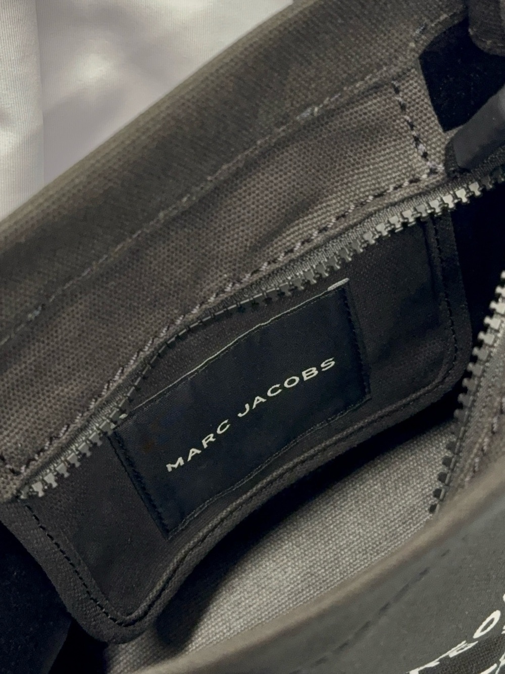 (new+tag) The Marc Jacobs canvas supply crossbody bag black - Picture 6 of 17
